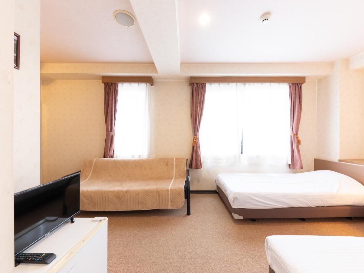 Tabist Business Hotel R Side Канадзава Екстериор снимка