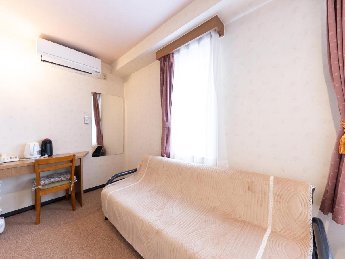 Tabist Business Hotel R Side Канадзава Екстериор снимка